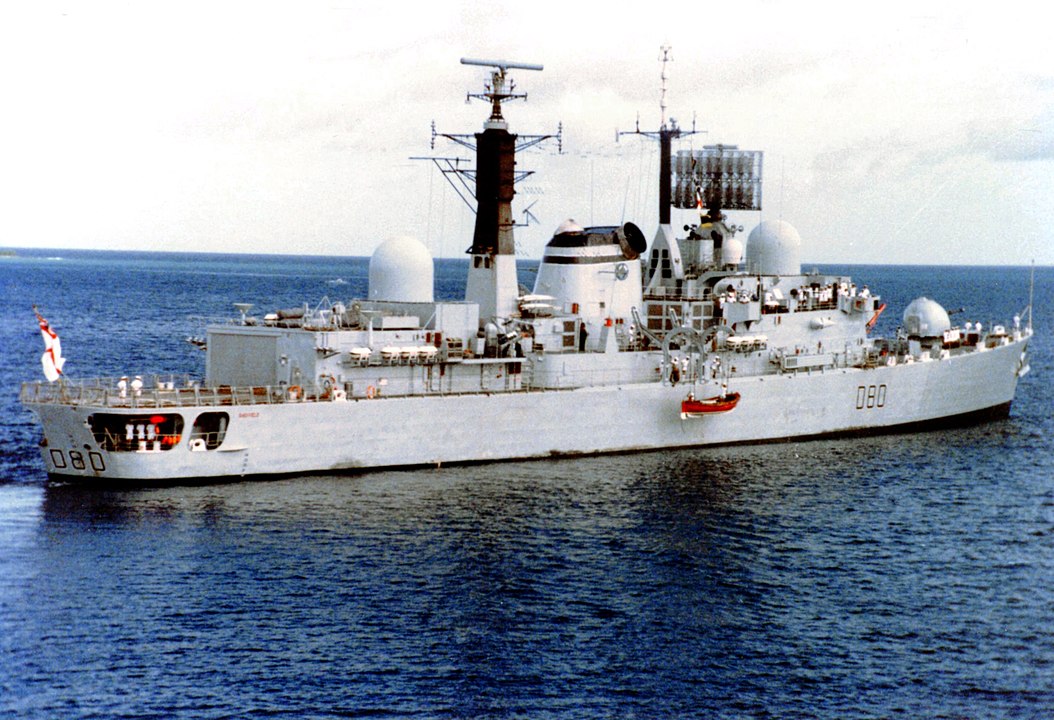 HMS Sheffield en febrero de 1982.