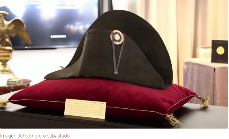 El bicornio es el clásico sombrero asociado a Napoleón Bonaparte.