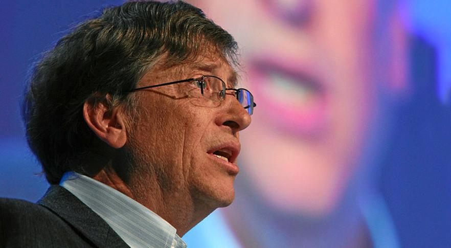 Bill Gates lanzó dos temibles advertencias para 2023