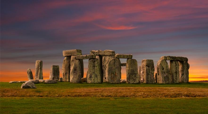 El misterio continúa: descartan que Stonehenge sea un calendario solar