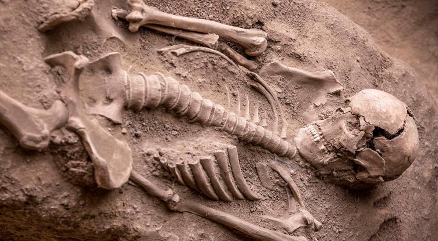 Descubren restos humanos de 55 mil años en China