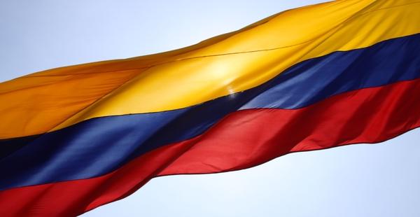 Por primera vez se canta el himno nacional Colombiano-0