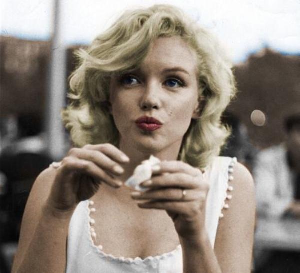 Marilyn Monroe es hallada muerta-0