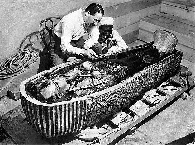 Arqueólogos entran por primera vez a la tumba del faraón Tutankamón-0