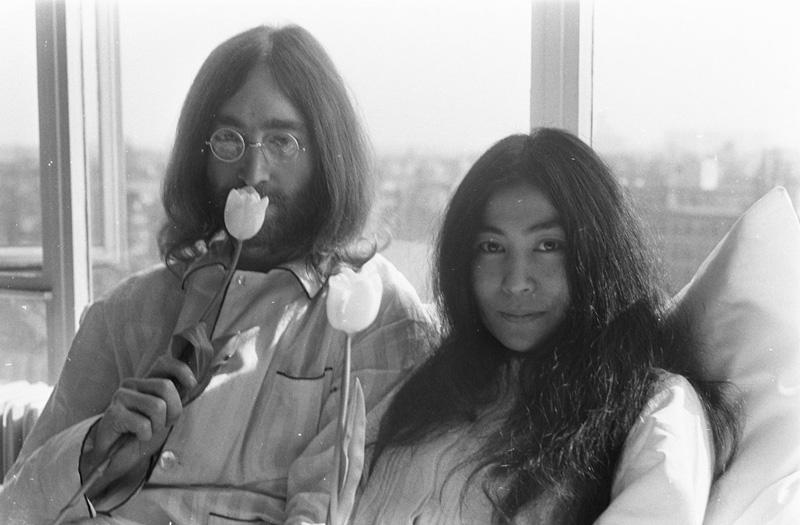 John Lennon contrae matrimonio con Yoko Ono-0