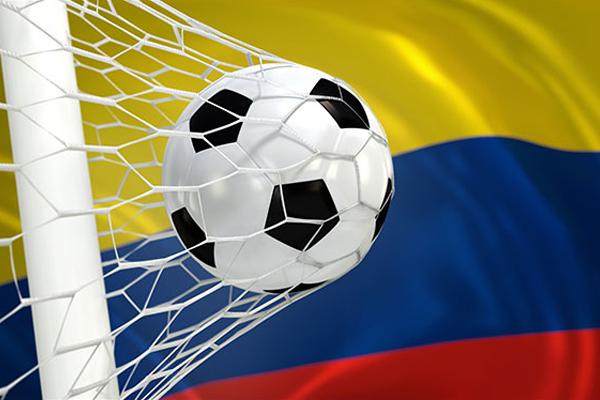 En el mundial de Chile, el colombiano Marcos Coll anota el primer gol olímpico en un Mundial-0