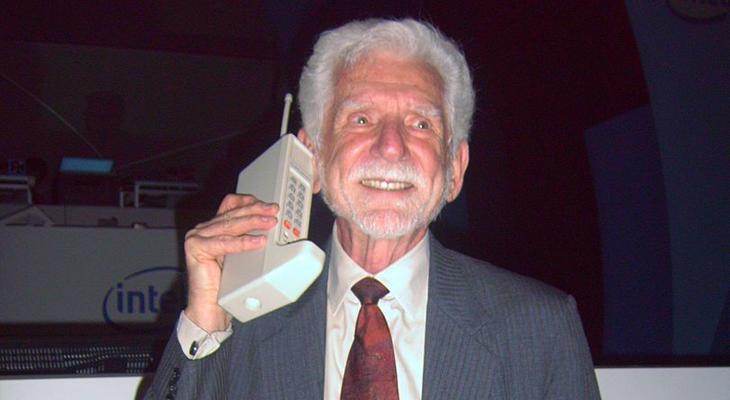 Primera llamada celular de la historia-0