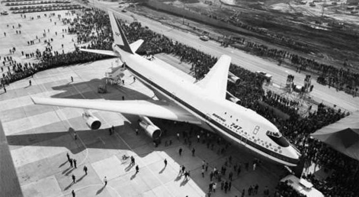 El legendario avión Jumbo realiza su primer vuelo oficial-0
