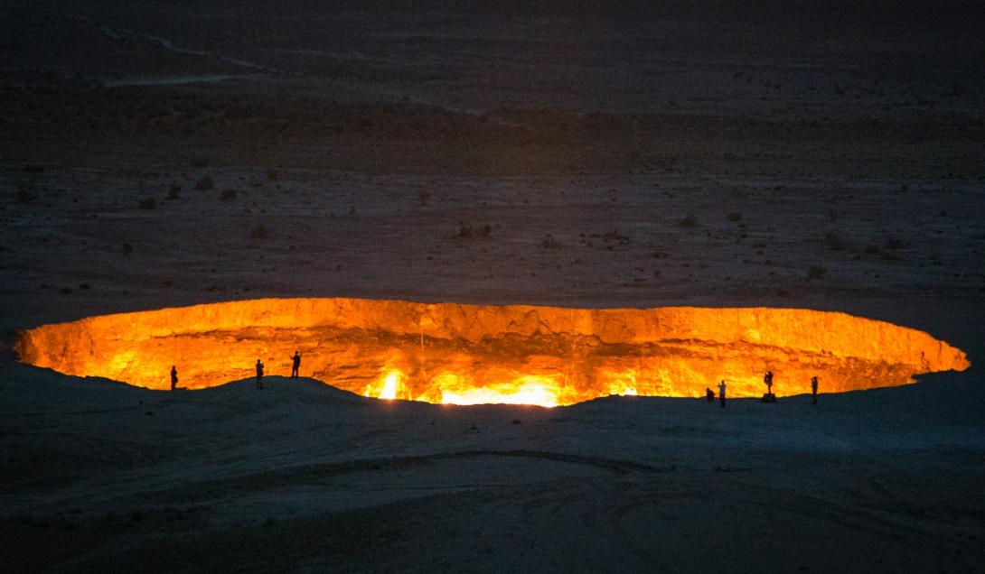 Ordenan cerrar la “puerta al infierno”: el cráter que arde hace medio siglo-0