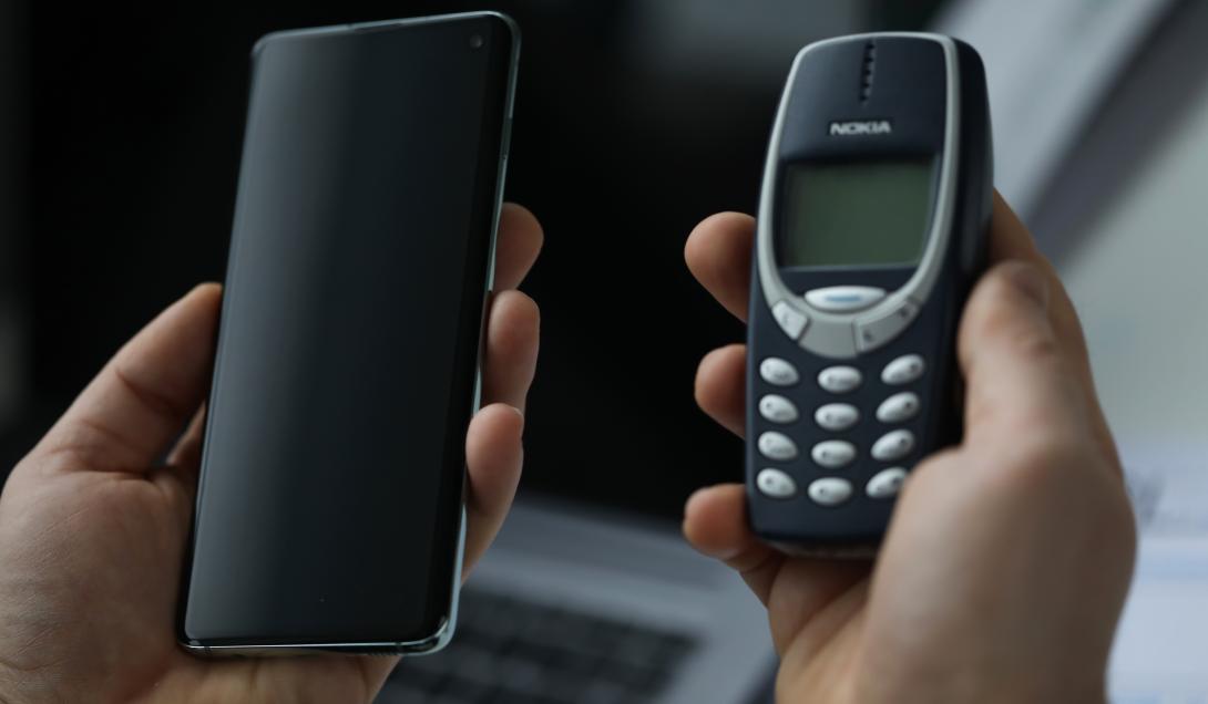 El renacer de los Teléfonos Tontos: los celulares no inteligentes son cada vez más buscados-0