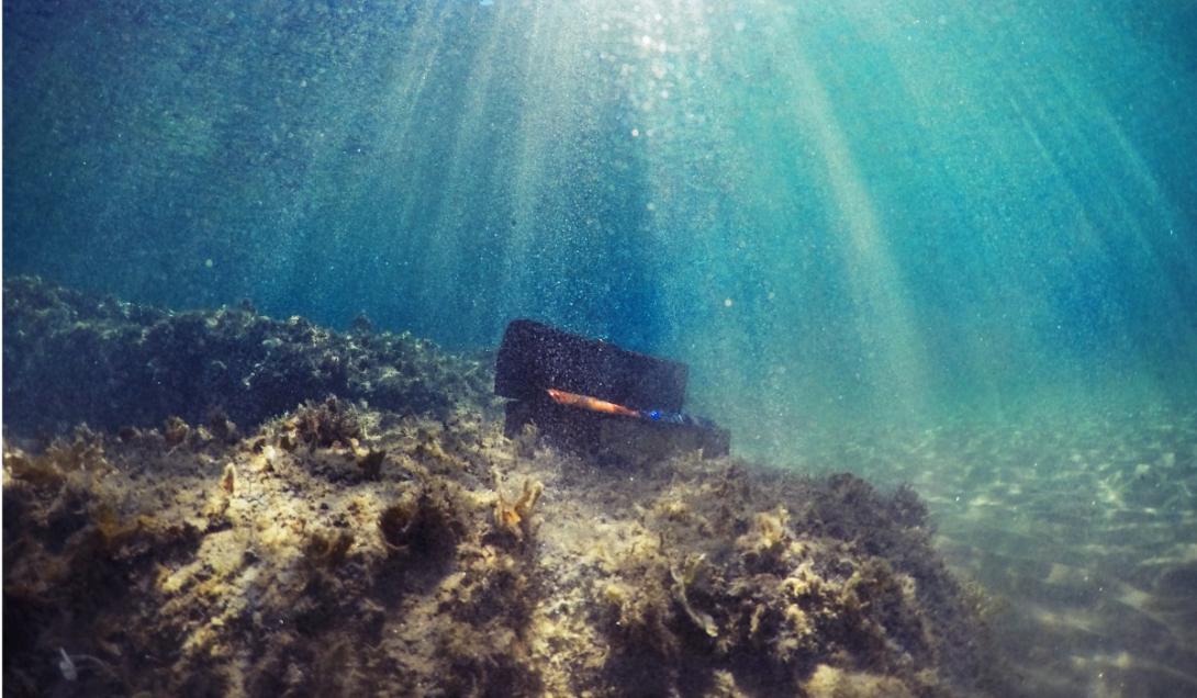 Un nadador encuentra un tesoro de 1.800 años a metros de la costa-0